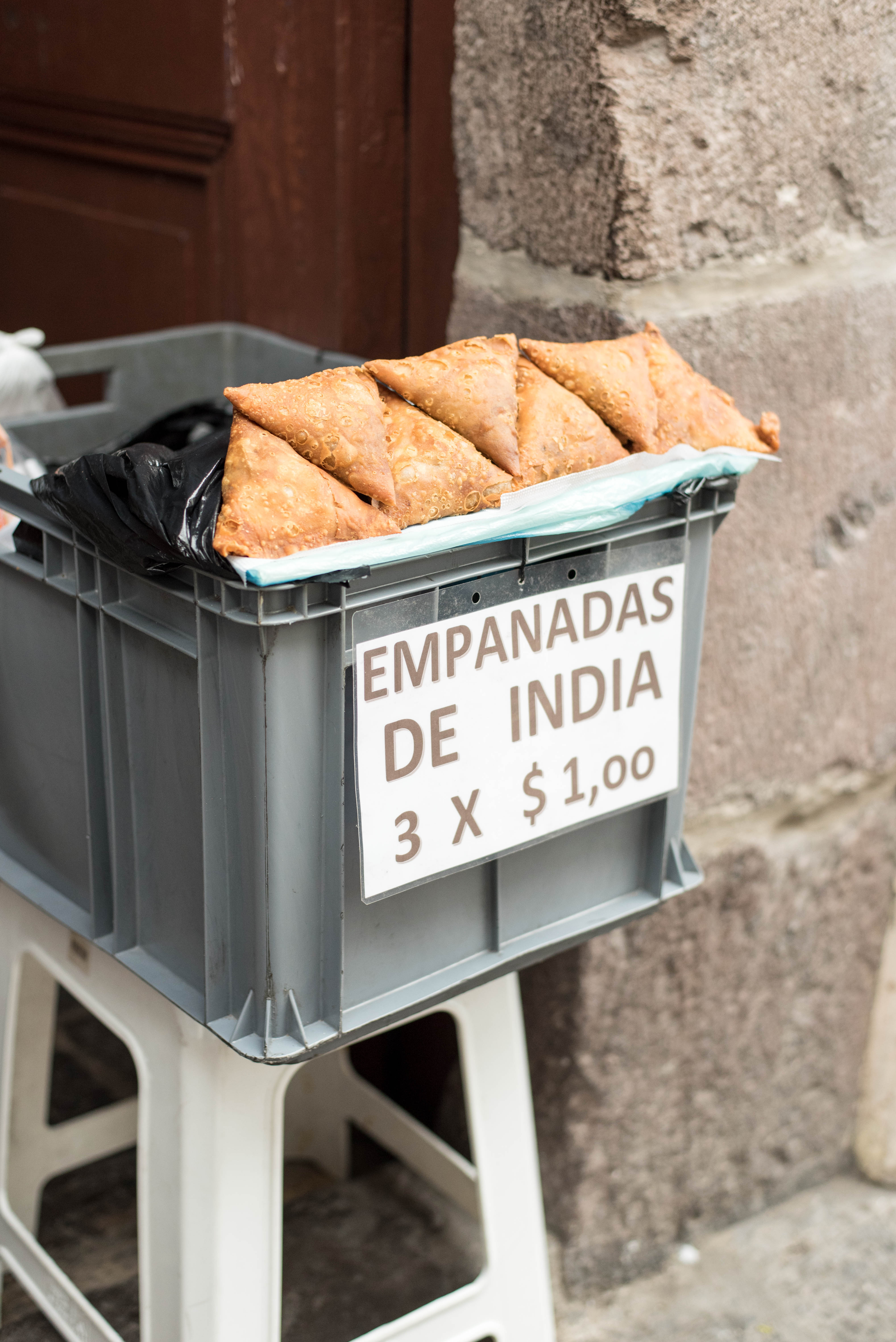 Quito Travel Guide - street empanadas